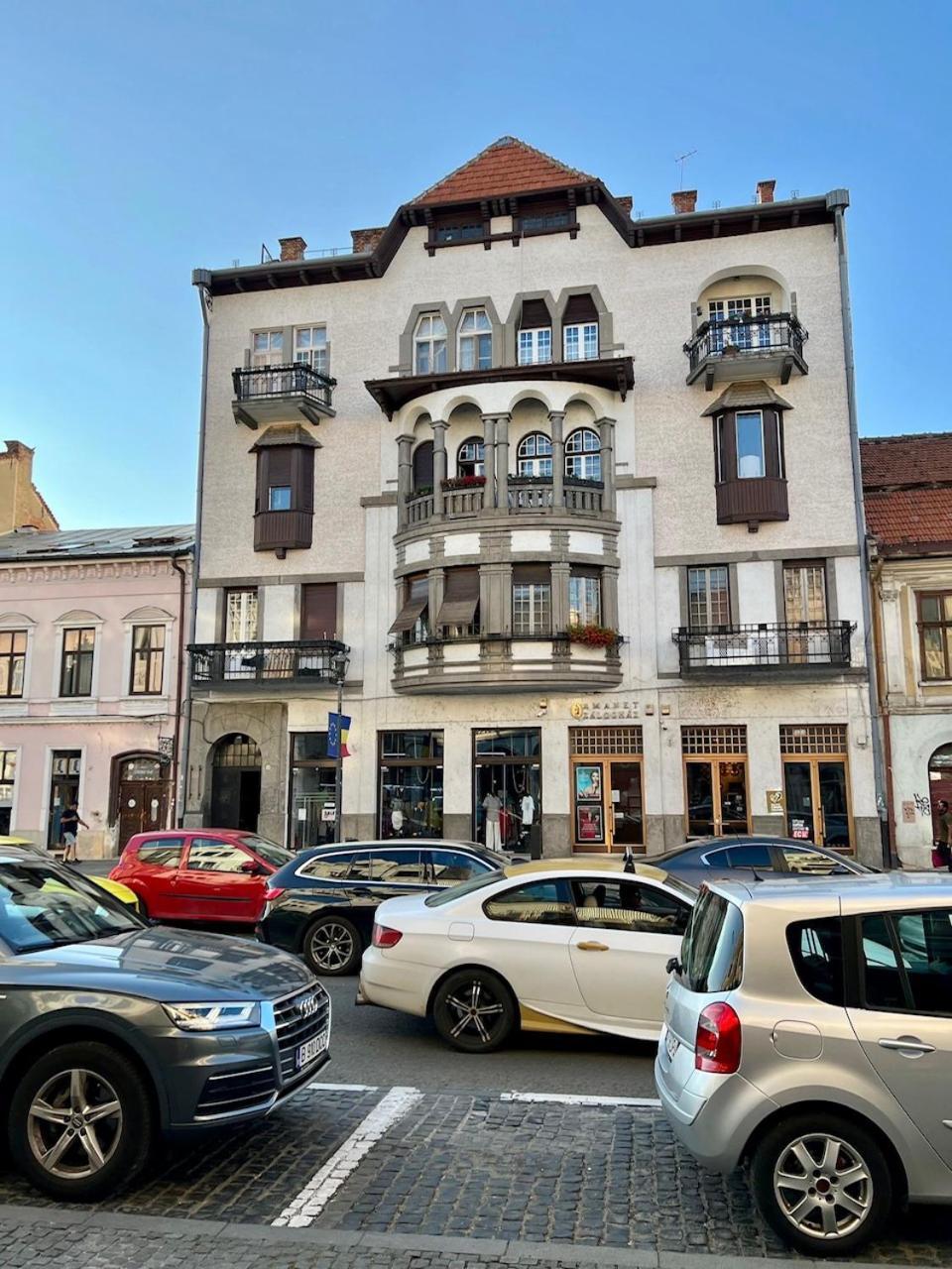 Classic Love Story In Old Cluj I المظهر الخارجي الصورة