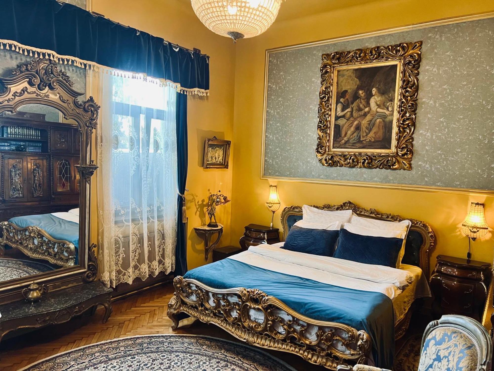 Classic Love Story In Old Cluj I المظهر الخارجي الصورة